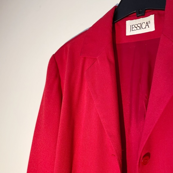 Red suit jackets - Picture 2 of 2